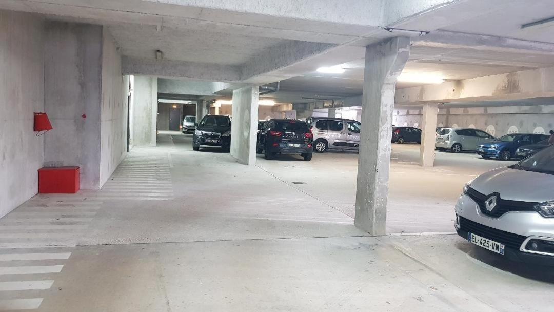 II Appart 2 Pieces, Neuf Rer D A 200M Parking Netflix Evry Courcouronnes المظهر الخارجي الصورة
